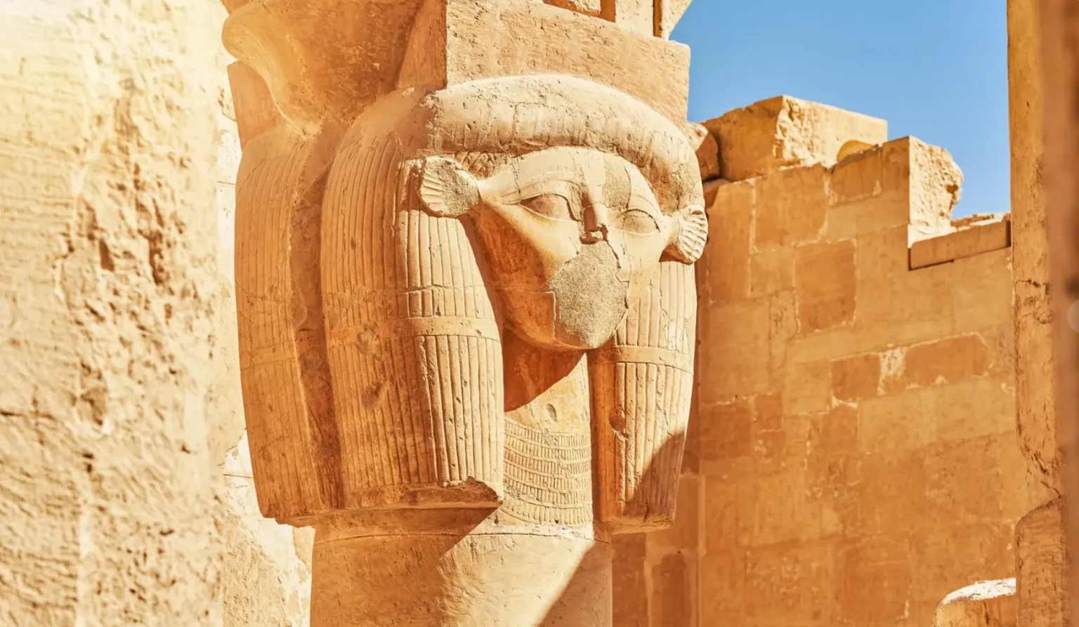 Ylellinen yöretki: 2 päivän Luxor-retki Hurghadasta